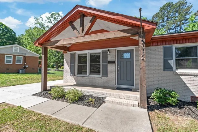 $340,000 | 3932 Slagle Drive, Charlotte, NC 28215