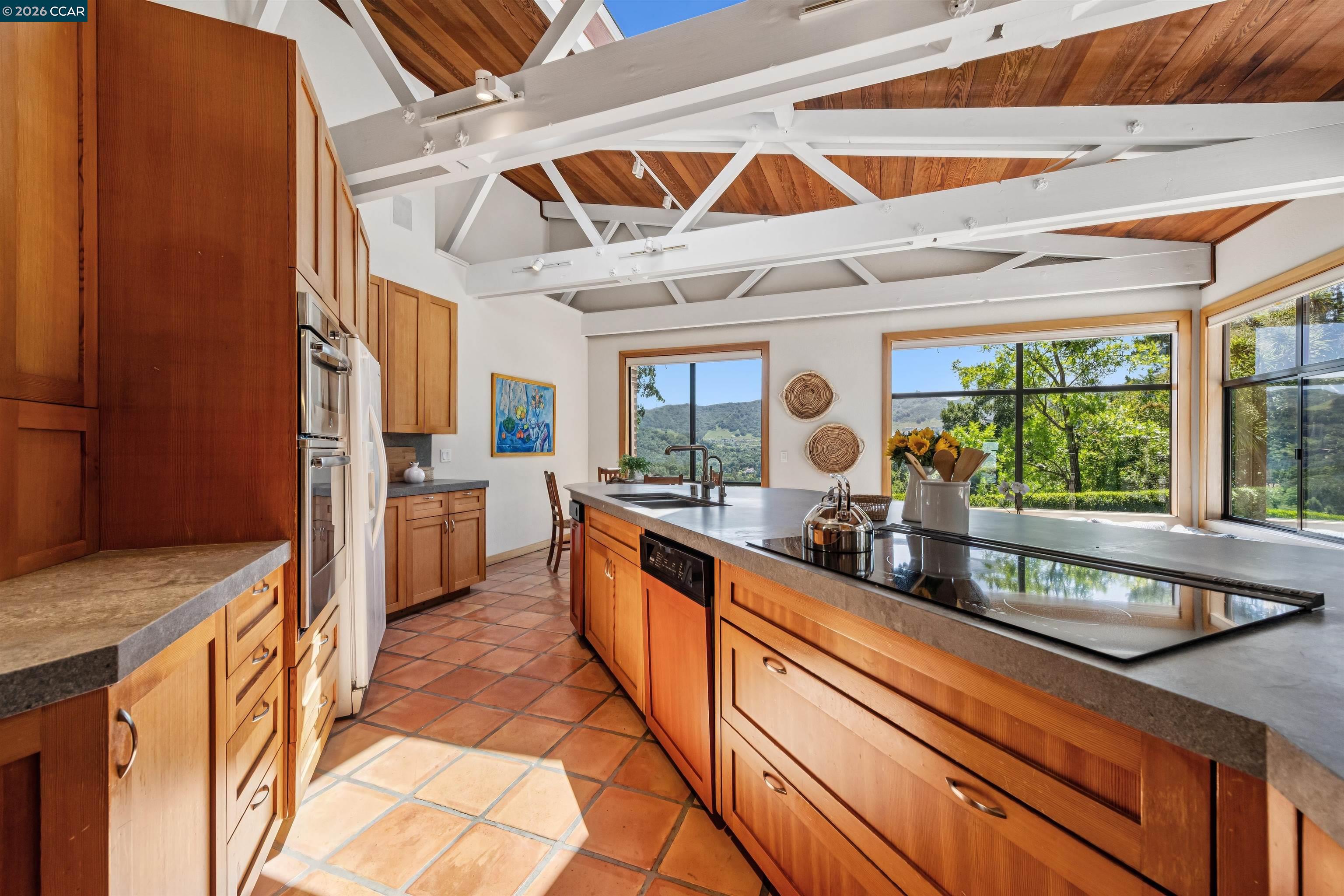 90 Overhill Road Orinda, CA 94563 - Photo 24 of 64