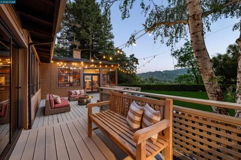 $2,550,000 | 90 Overhill Road, Orinda, CA 94563