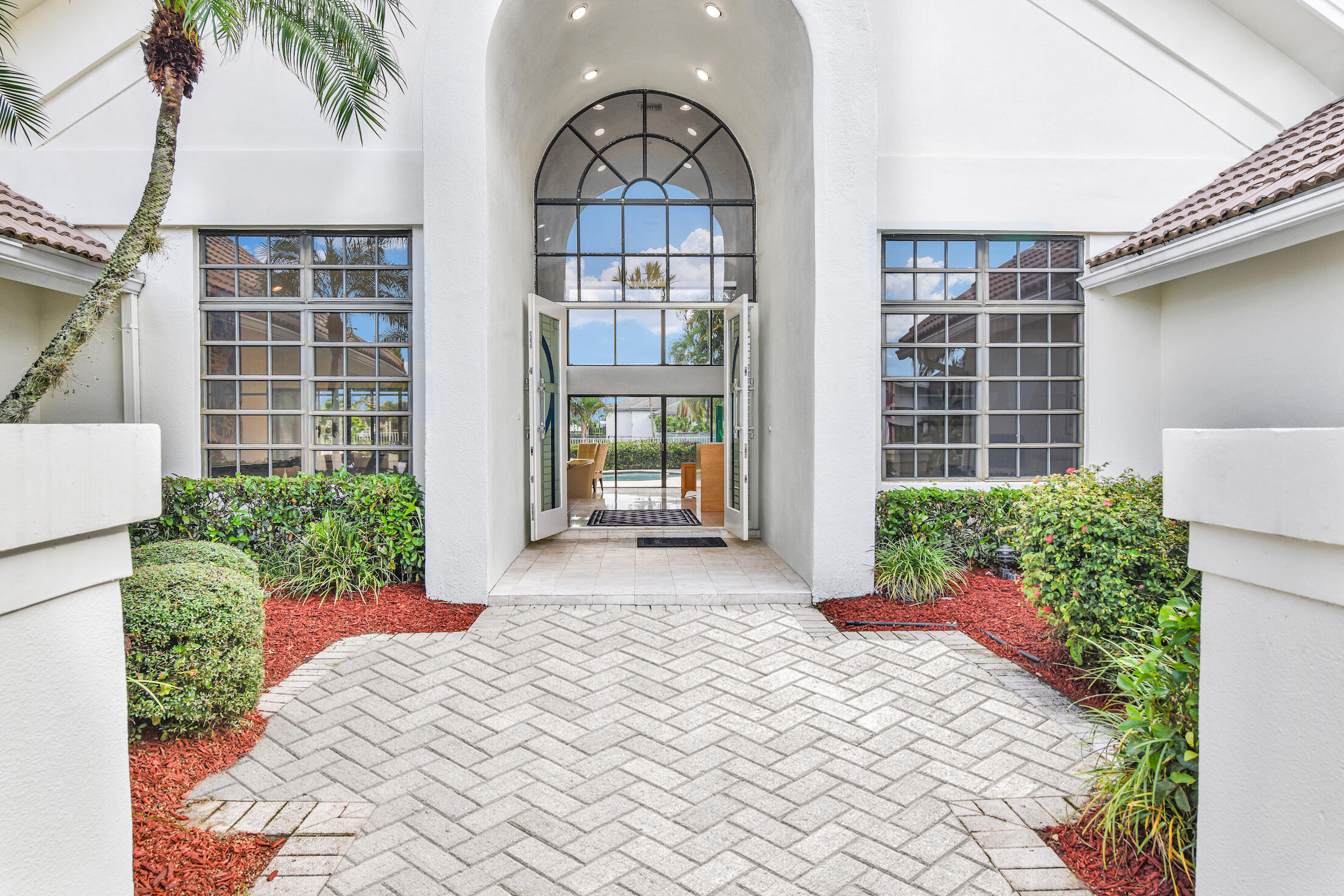 4531 Bocaire Boulevard Boca Raton, FL 33487 - Photo 6 of 61 @BocaRatonStudio24