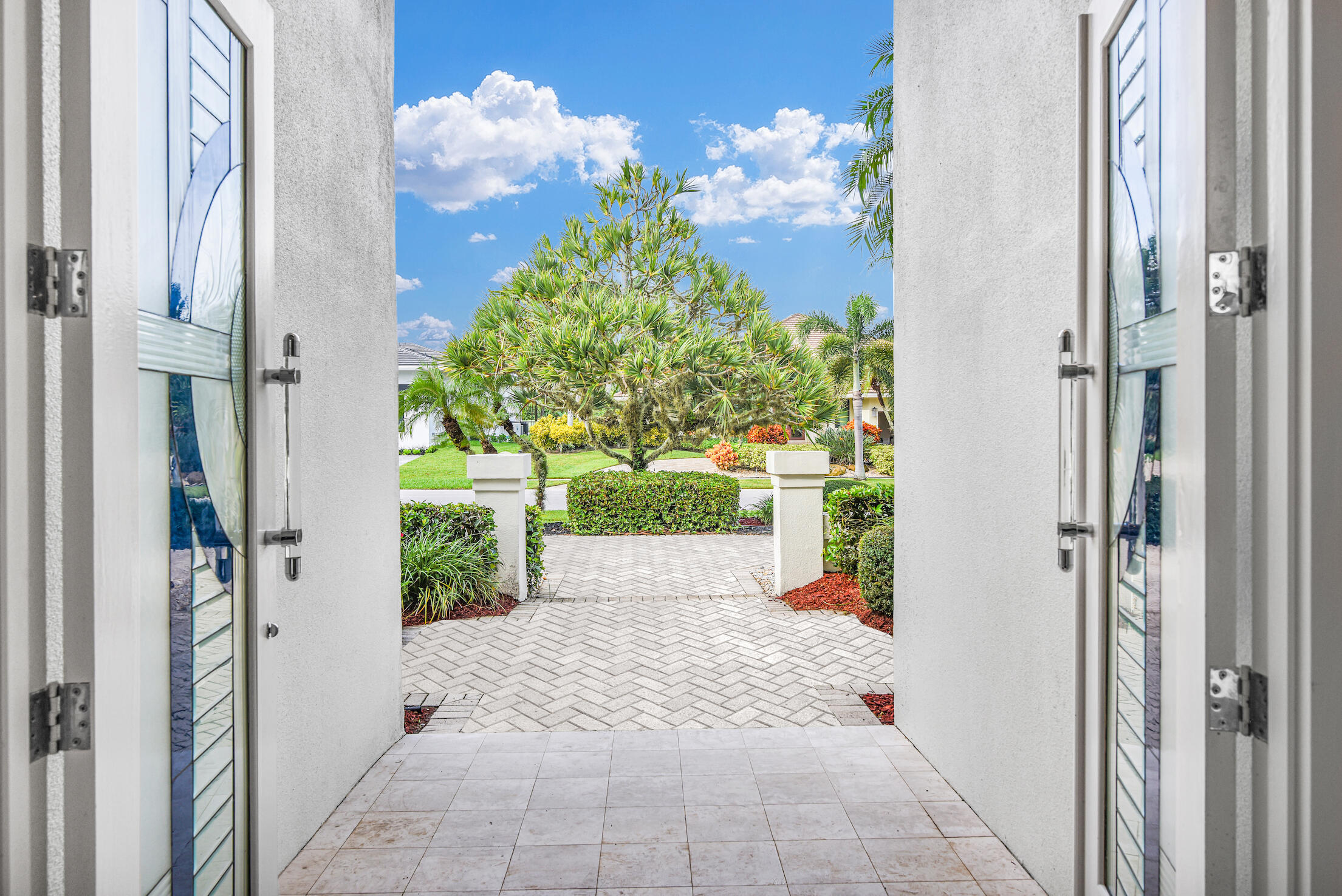 4531 Bocaire Boulevard Boca Raton, FL 33487 - Photo 7 of 61 @BocaRatonStudio25