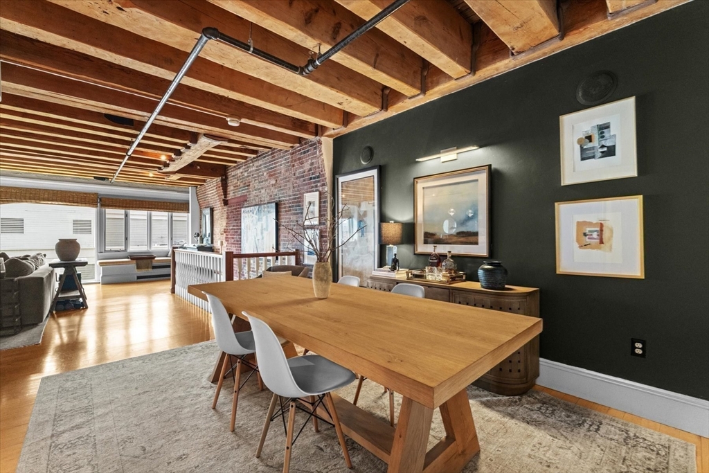 36 Commercial Wharf, Unit 2 Boston, MA 02110 - Photo 14 of 35