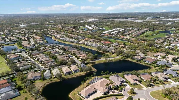 $649,900 | 5003 Tobermory Way, Bradenton, FL 34211
