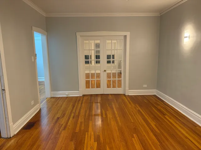 $1,450 | 229 Washington Boulevard, Unit 1S, Oak Park, IL 60302