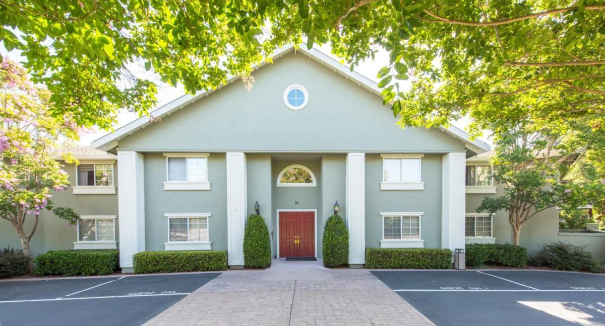 20 Willow Road, Unit 35 Menlo Park, CA 94025 - Photo 16 of 16