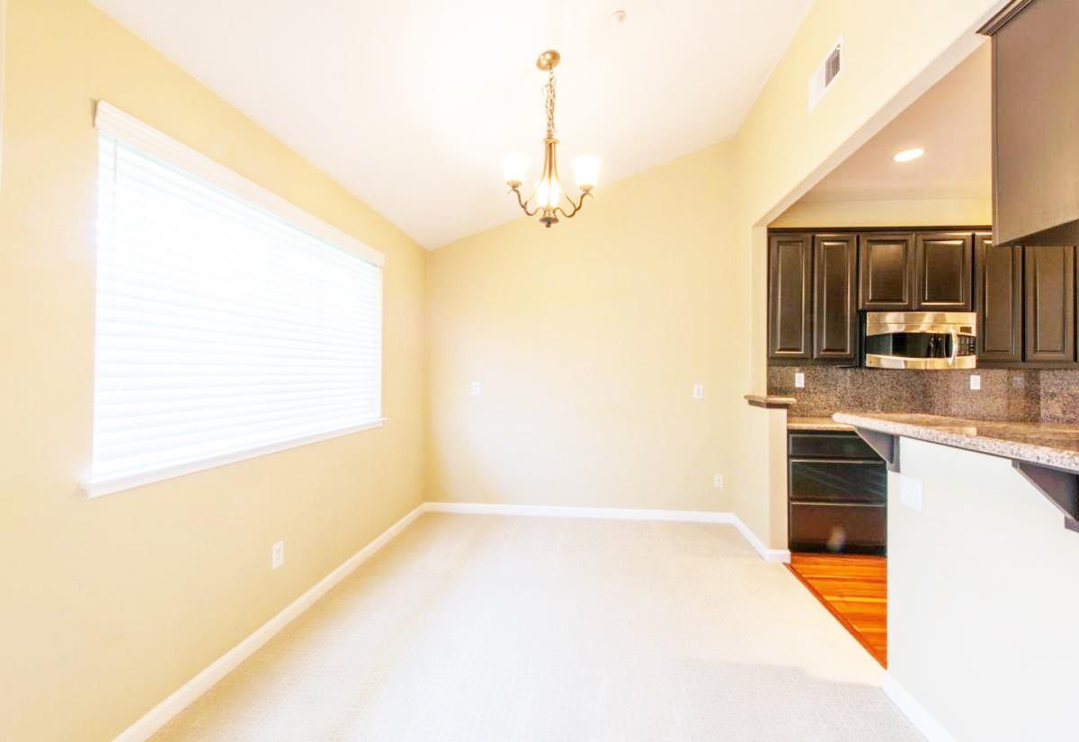 20 Willow Road, Unit 35 Menlo Park, CA 94025 - Photo 6 of 16