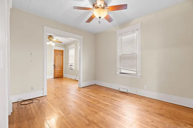 $194,900 | 952 Western Avenue North, St. Paul, MN 55117