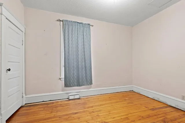 $194,900 | 952 Western Avenue North, St. Paul, MN 55117