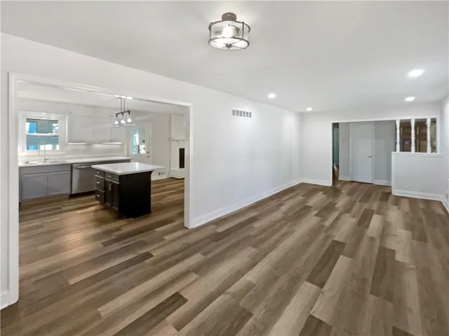 $293,000 | 13201 East 53rd Street, Kansas City, MO 64133