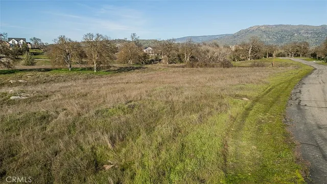 $195,000 | 14798 Feather Wood Lane, Prather, CA 93651