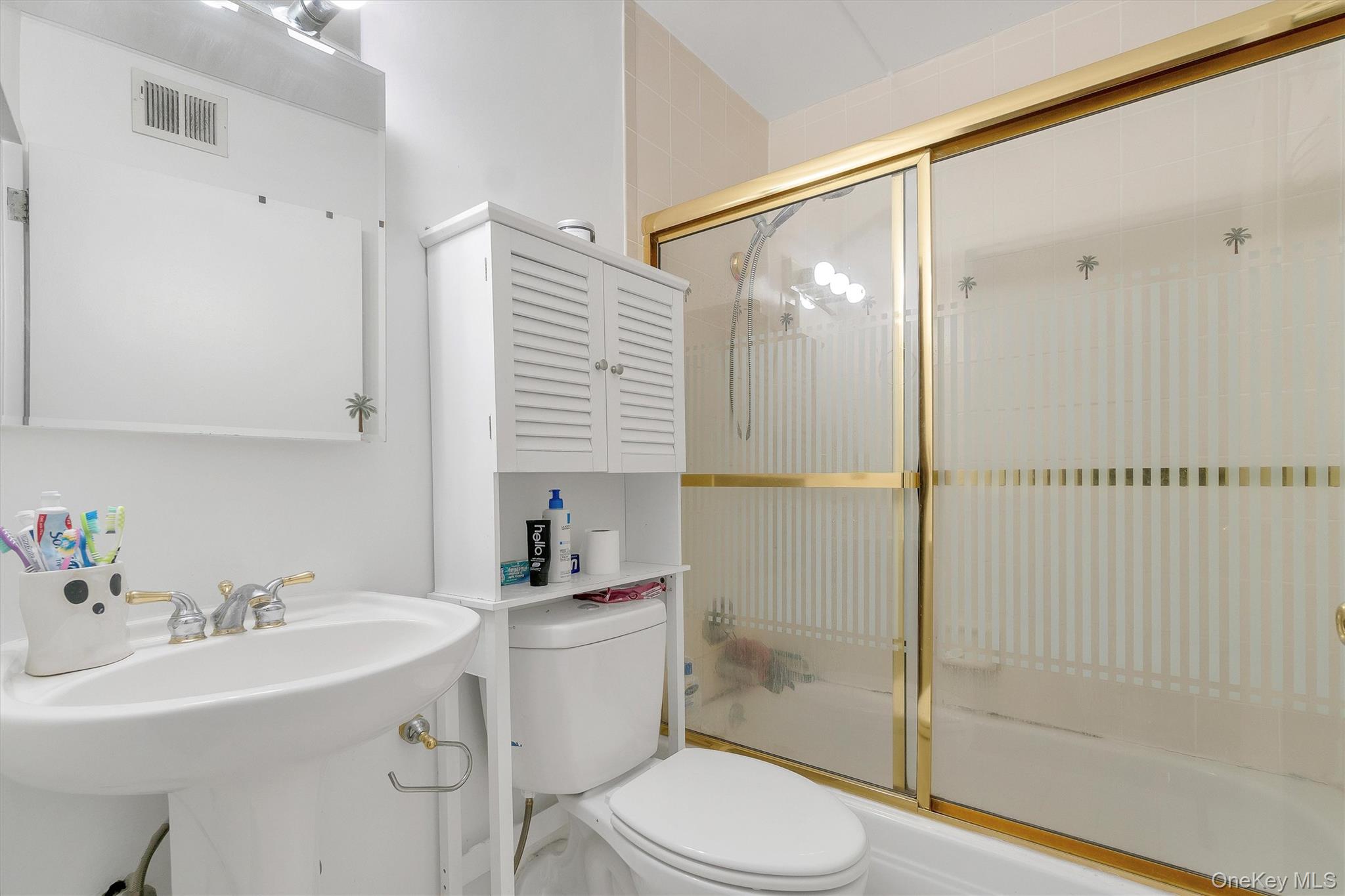703 Pelham Road New Rochelle, NY 10805 - Photo 8 of 17 Gallery Image 8