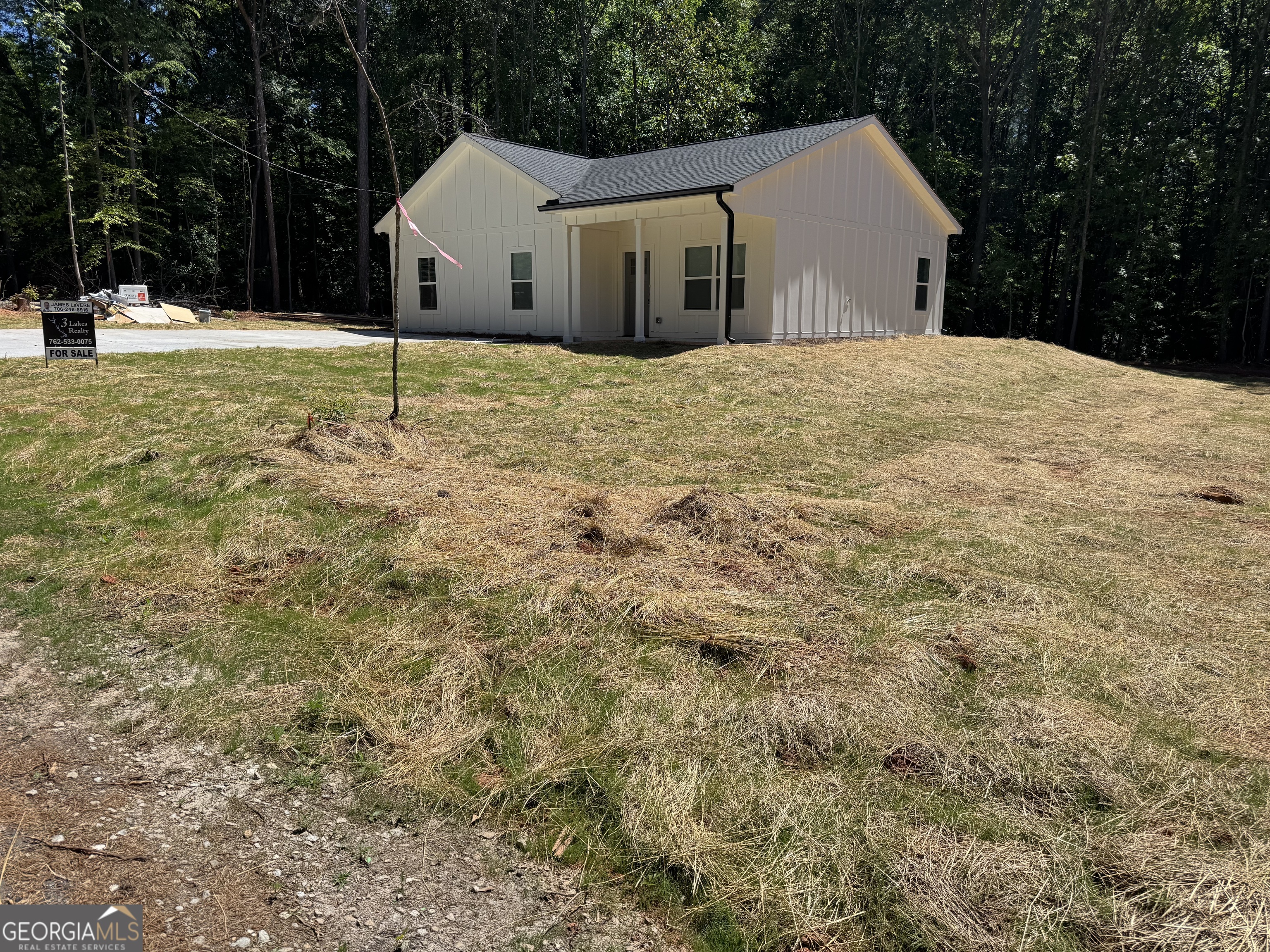 825 Mercer Drive Elberton, GA 30635 - Photo 17 of 22 a house view with a outdoor space