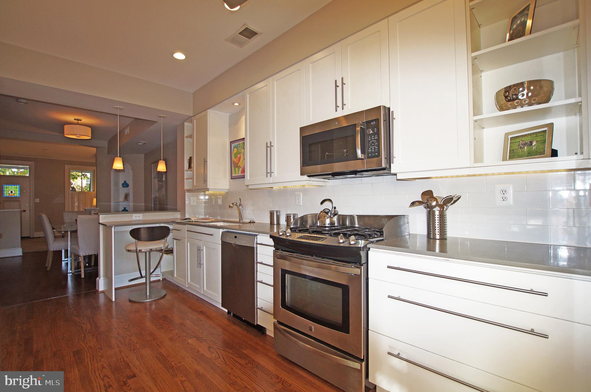 307 9th Street Southeast Washington, DC 20003 - Photo 12 of 29 Gallery Image 12