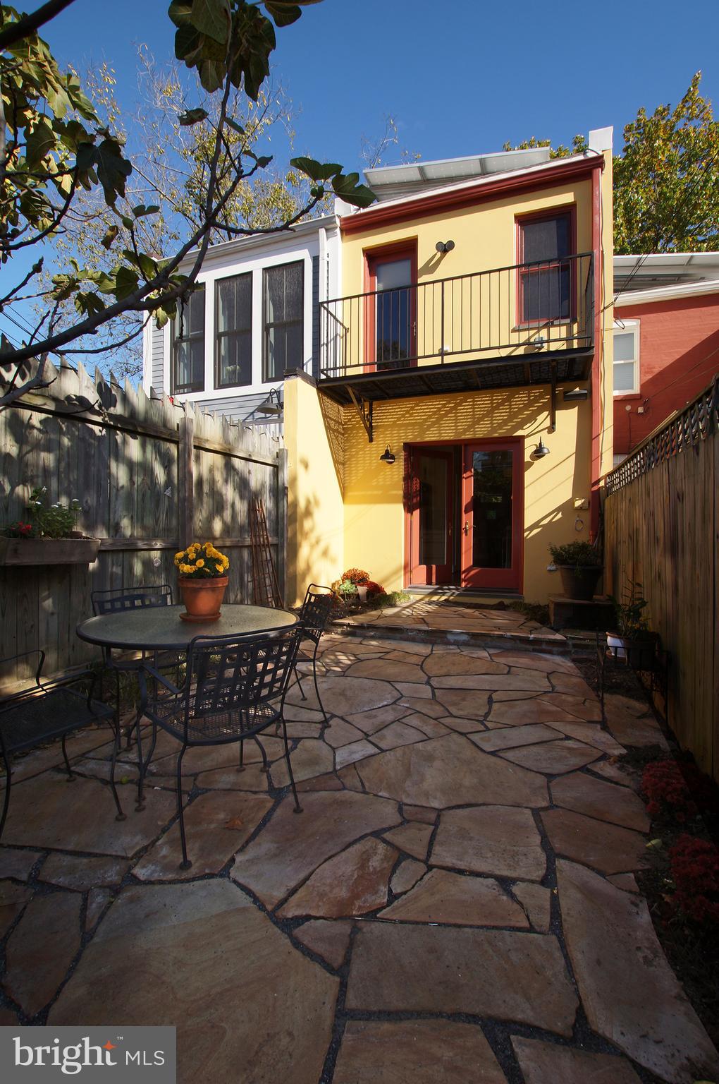 307 9th Street Southeast Washington, DC 20003 - Photo 16 of 29 Gallery Image 16