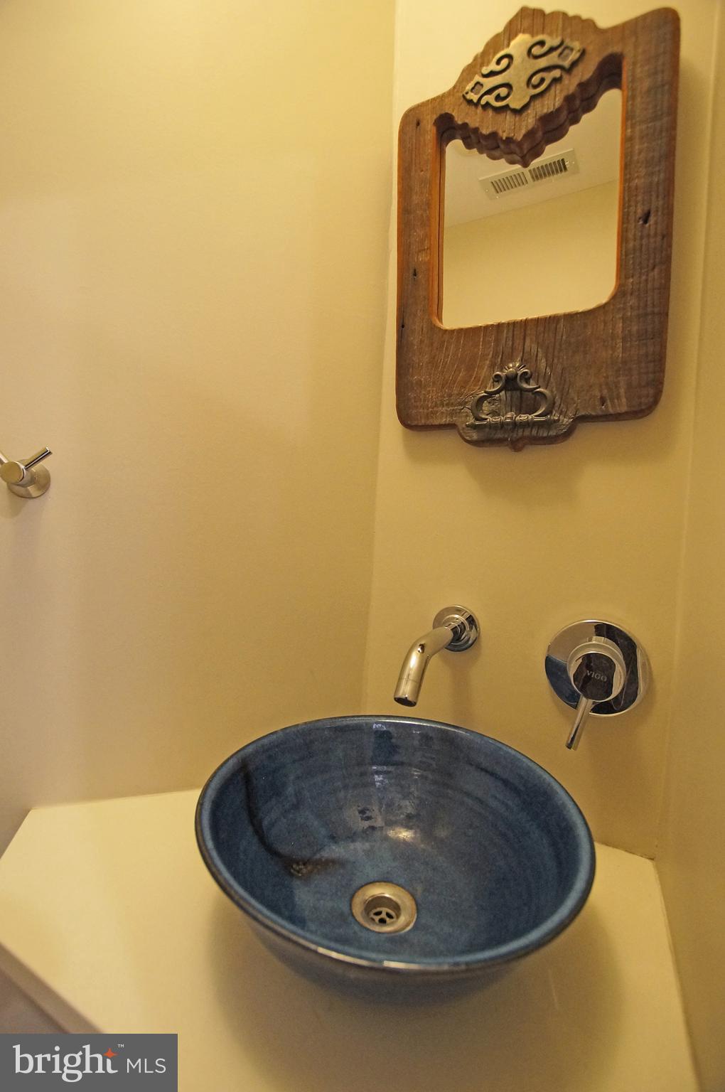 307 9th Street Southeast Washington, DC 20003 - Photo 18 of 29 Gallery Image 18