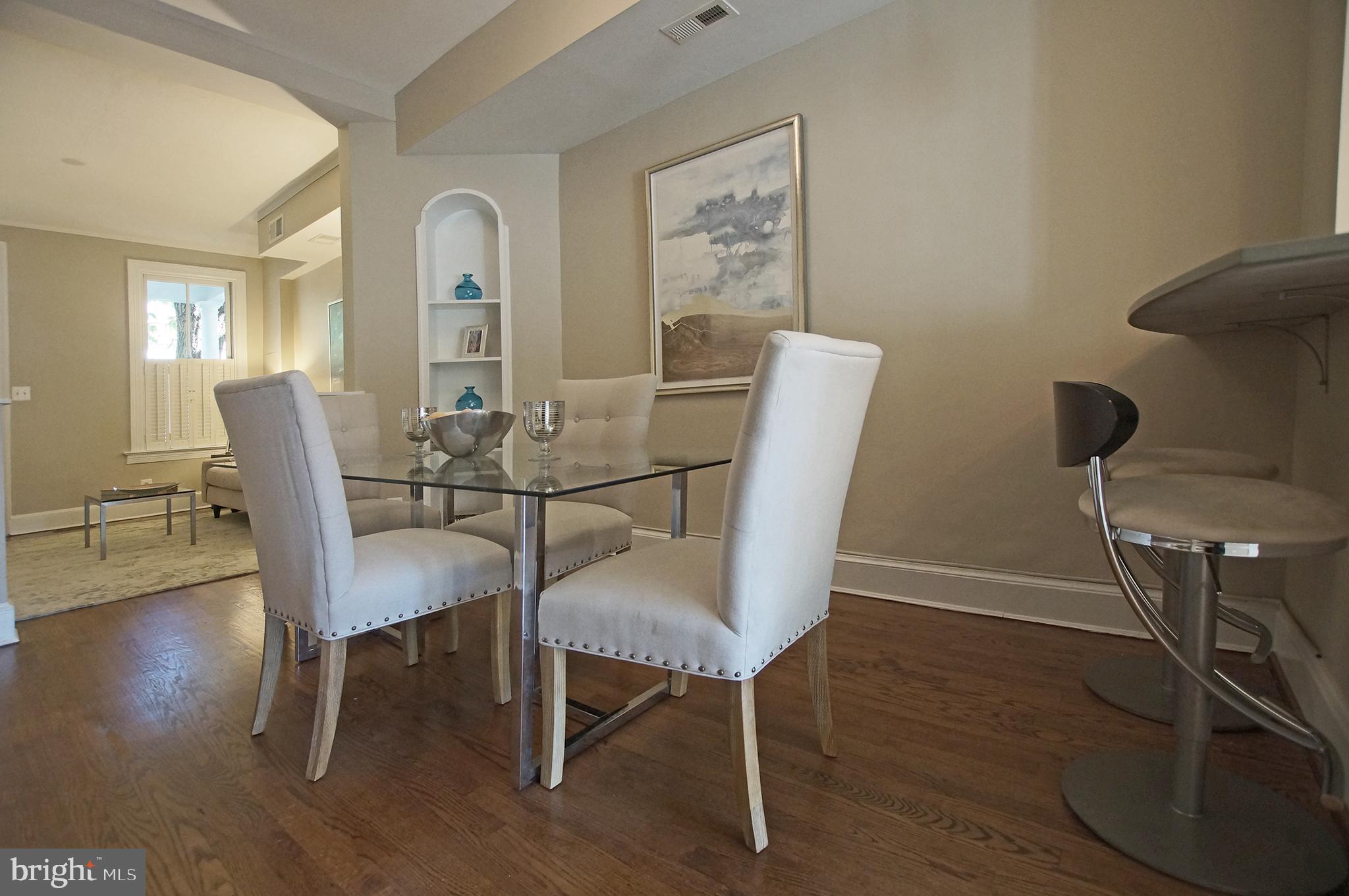 307 9th Street Southeast Washington, DC 20003 - Photo 10 of 29 Gallery Image 10