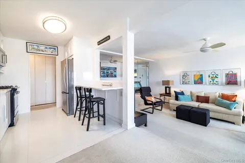 $575,000 | 522 Shore Road, Unit 5P, Long Beach, NY 11561