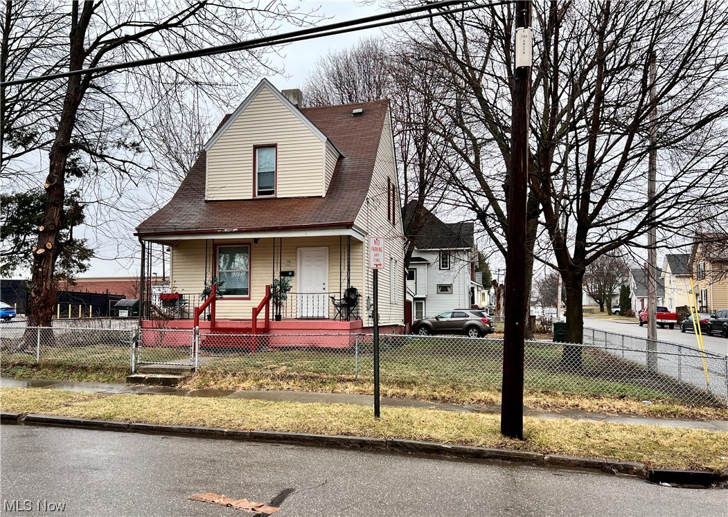 126 Smith Avenue Southwest Canton, OH 44708 - Photo 2 of 14 Gallery Image 2