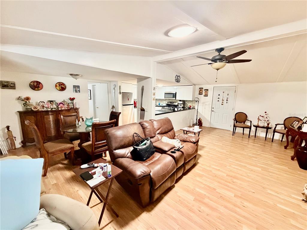 1710 7th Street Southwest, Unit 50 Ruskin, FL 33570 - Photo 10 of 28