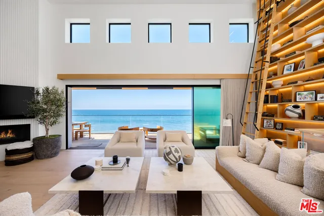 $18,999,000 | 24818 Malibu Road, Malibu, CA 90265