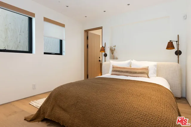 $18,999,000 | 24818 Malibu Road, Malibu, CA 90265