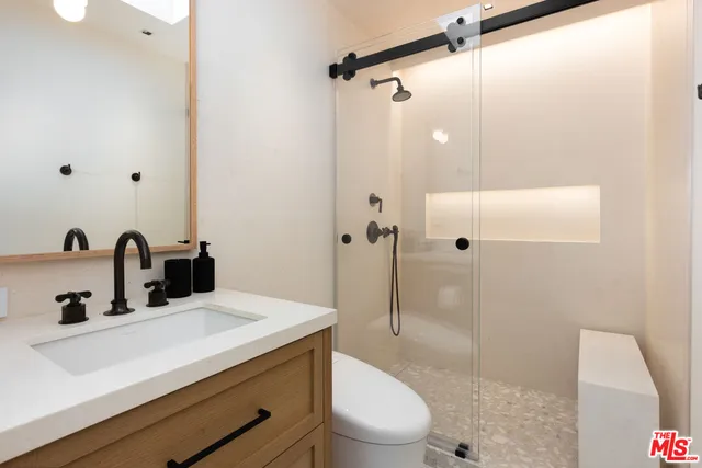 $18,999,000 | 24818 Malibu Road, Malibu, CA 90265