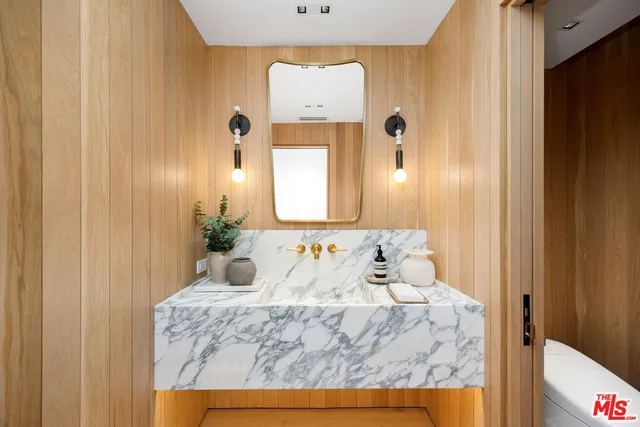 $18,999,000 | 24818 Malibu Road, Malibu, CA 90265