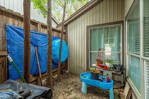 $1,850 | 11526 Villa Heights Drive, Houston, TX 77066