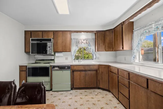 $325,700 | 2920 North Regal Street, Spokane, WA 99207