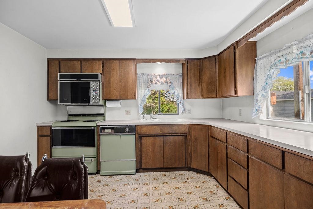 2920 North Regal Street Spokane, WA 99207 - Photo 17 of 34