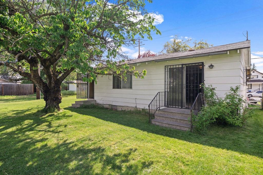 2920 North Regal Street Spokane, WA 99207 - Photo 6 of 34