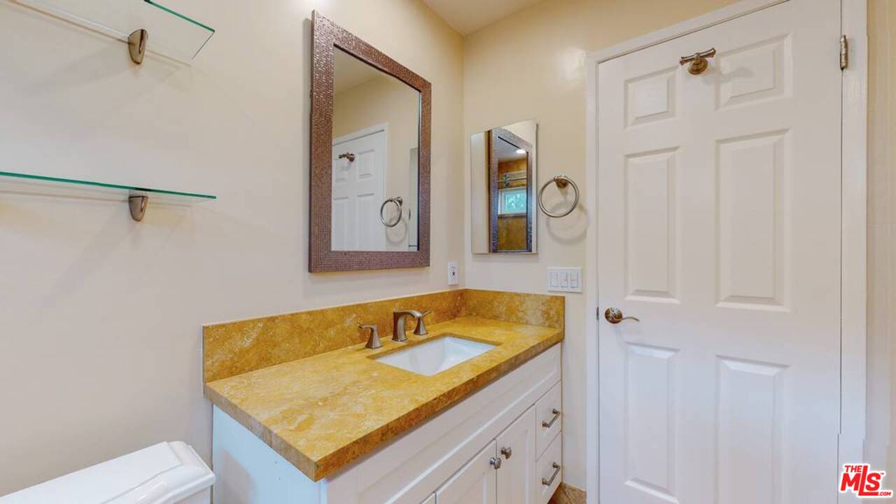 5374 Parkmor Road Calabasas, CA 91302 - Photo 15 of 35 Gallery Image 15