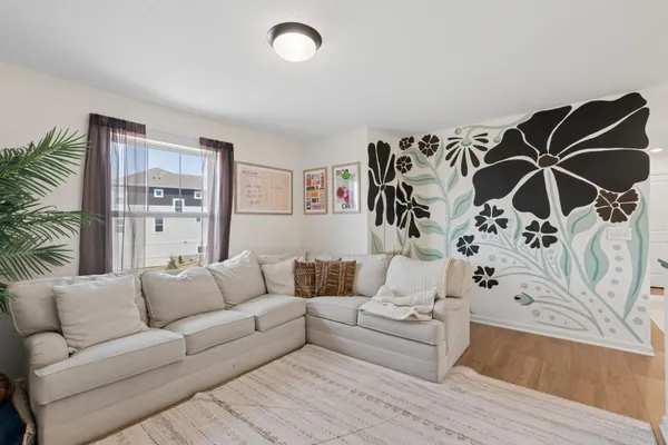 $575,000 | 6615 Bluestem Way, Excelsior, MN 55331