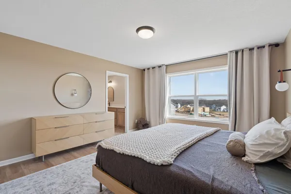 $575,000 | 6615 Bluestem Way, Excelsior, MN 55331