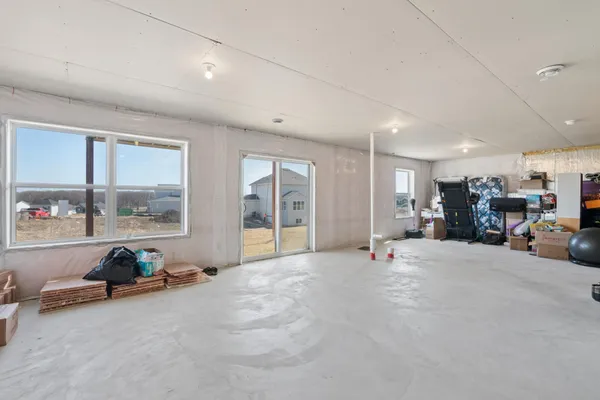 $575,000 | 6615 Bluestem Way, Excelsior, MN 55331