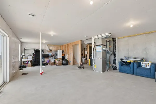 $575,000 | 6615 Bluestem Way, Excelsior, MN 55331