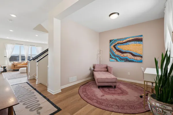 $575,000 | 6615 Bluestem Way, Excelsior, MN 55331