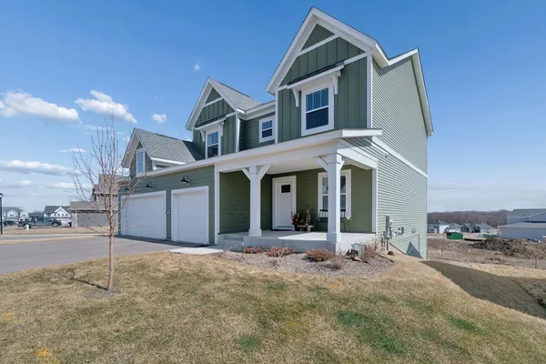 $575,000 | 6615 Bluestem Way, Excelsior, MN 55331