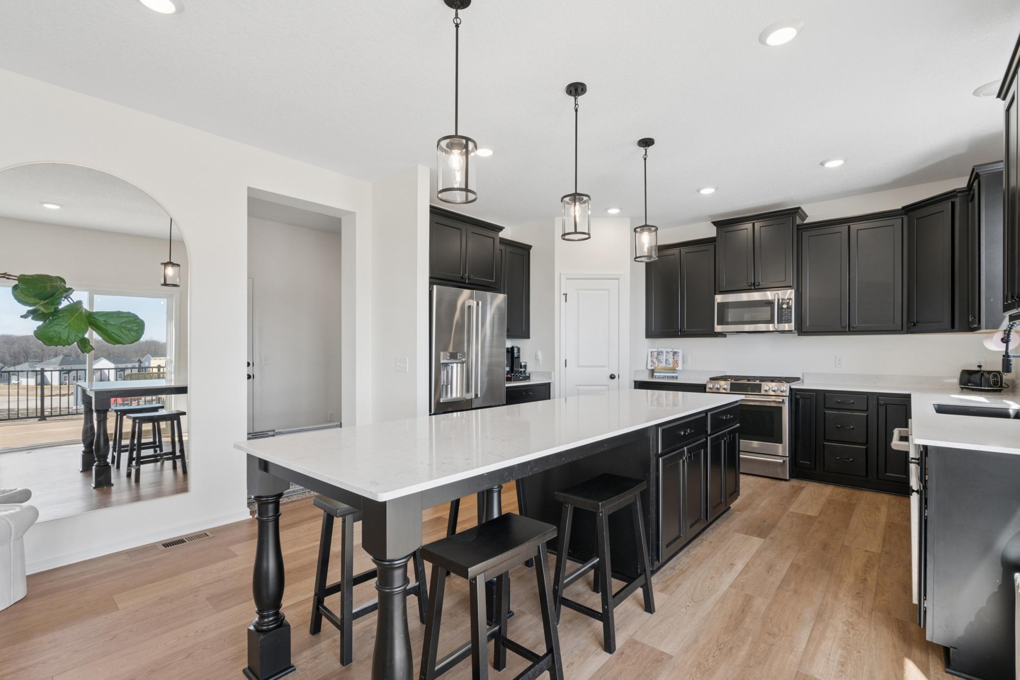 6615 Bluestem Way Excelsior, MN 55331 - Photo 9 of 39