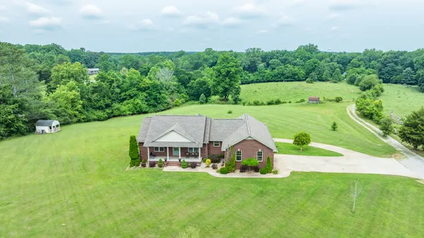$649,000 | 234 Glenn Springs Road, Lawrenceburg, TN 38464