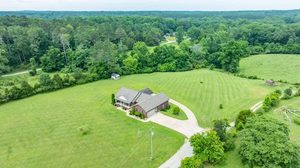$649,000 | 234 Glenn Springs Road, Lawrenceburg, TN 38464