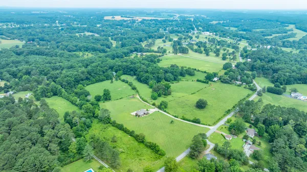 $649,000 | 234 Glenn Springs Road, Lawrenceburg, TN 38464