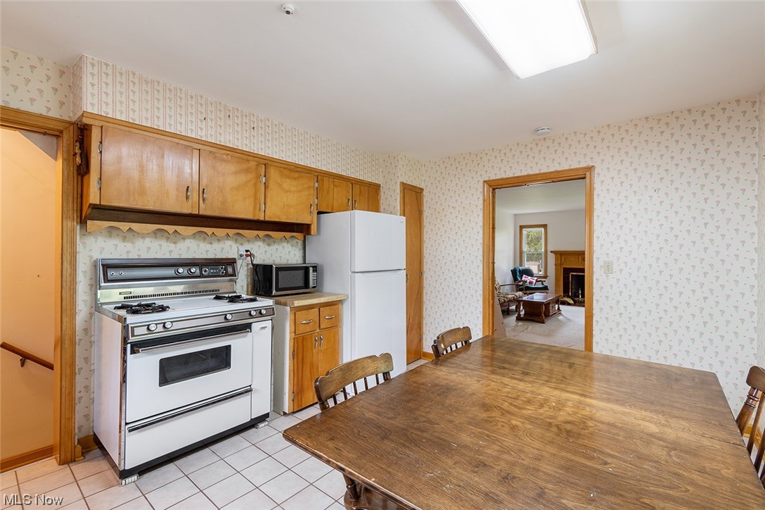 4185 Mayfair Road Uniontown, OH 44685 - Photo 19 of 28