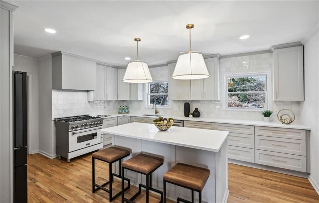 3811 North Stratford Road Northeast Atlanta, GA 30342 - Photo 2 of 2