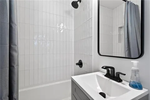 $1,275,000 | 3811 North Stratford Road Northeast, Atlanta, GA 30342