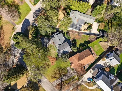 $1,275,000 | 3811 North Stratford Road Northeast, Atlanta, GA 30342