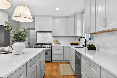 $1,275,000 | 3811 North Stratford Road Northeast, Atlanta, GA 30342