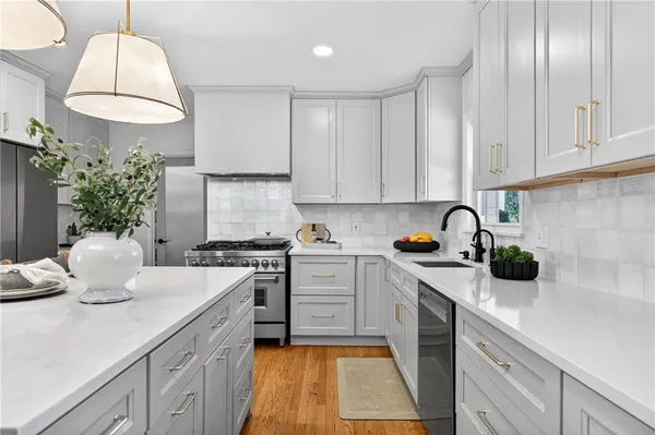 $1,275,000 | 3811 North Stratford Road Northeast, Atlanta, GA 30342