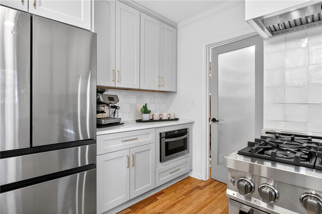 3811 North Stratford Road Northeast Atlanta, GA 30342 - Photo 7 of 58