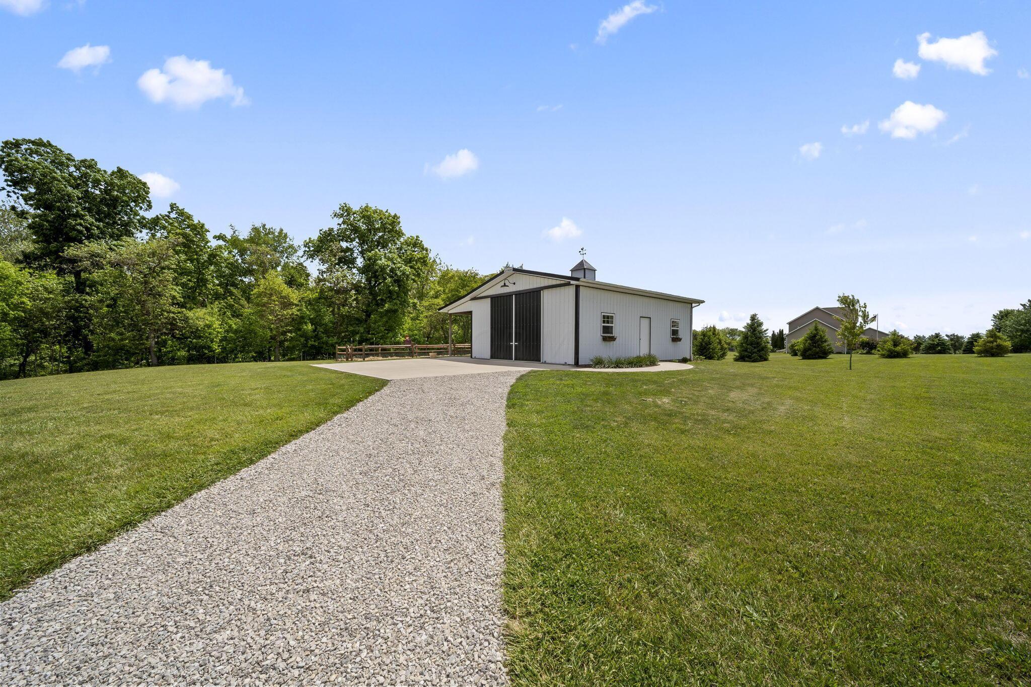 21746 Winstead Road Circleville, OH 43113 - Photo 65 of 99 building